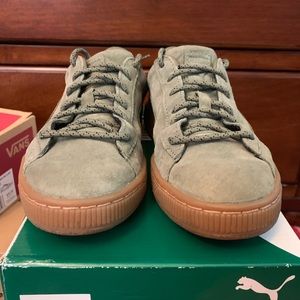 Puma Basket Classic Olive/Gum Size 4